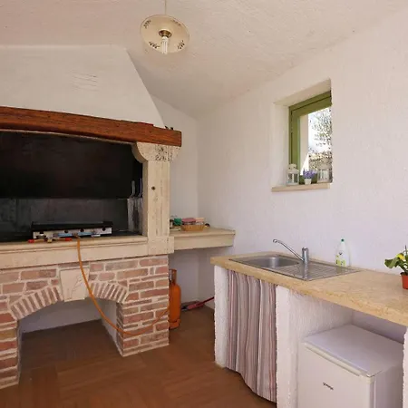 Villa Rustic Eco With Pool In Vizinada