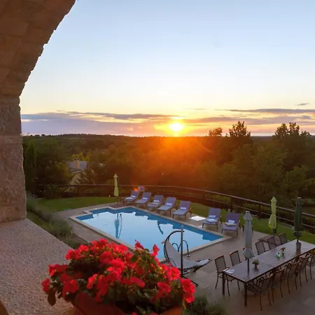 Villa Rustic Eco With Pool In Vizinada *