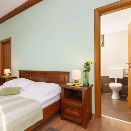 Rustic Eco With Pool In Vizinada Villa *